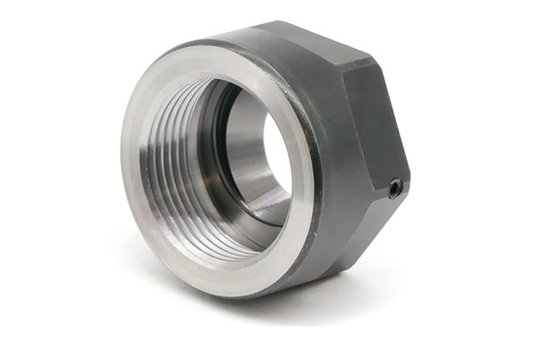 z łożyskiem do tulejek ER20