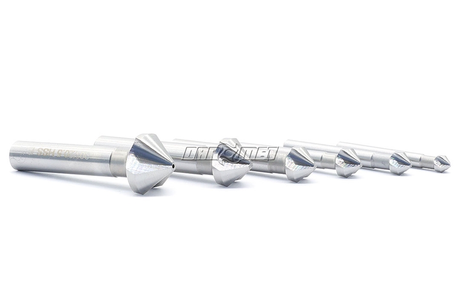 Pogłębiacz stożkowy 10,4 mm / 90° kobaltowy | chwyt walcowy | DIN 335-C HSSE - FENES