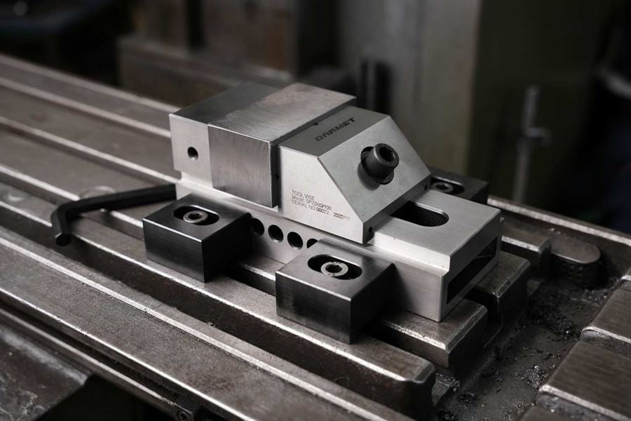 Imadło precyzyjne stalowe bezwrzecionowe 63 mm - SPZB 63/85