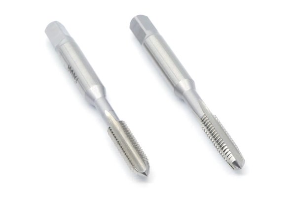 Komplet gwintowników ręcznych M4 | gwint zwykły metryczny | ISO2(6H) | DIN-352 | HSS | 2 szt. - FANAR A1-220001-0040