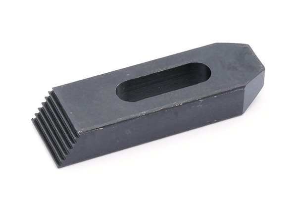 Łapa ząbkowana dociskowa 202 - M12 x 100 mm - DARMET