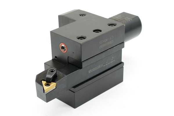 Uchwyt narzędziowy VDI 30 typ C1 | wzdłużny prawy | do noży tokarskich 20 mm | C1.D30.H20 - Darmet