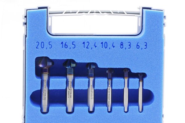 Zestaw pogłębiaczy 100° 6 szt., HSS-XE + BLUE-TEC, asymetryczne ostrza, uchwyt 3-fazowany: 6,3 - 8,3 - 10,4 - 12,4 - 16,5 - 20,5 mm  - 201657 | KARNASCH