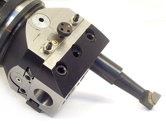 Głowica wytaczarska automatyczna GWZA-18 - chwyt Morse MK4