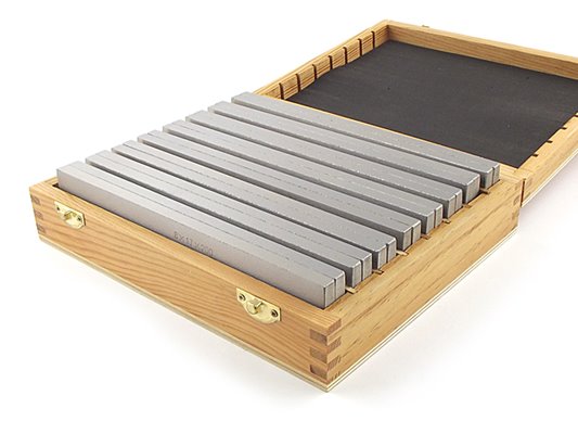 Bloczki równoległościenne | podkładki frezarskie 200 x 8 mm | zestaw 8 par | PF 200/8 - 17/43x8 PB156-3