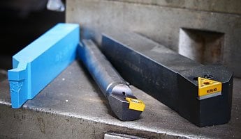 Noże tokarskie, płytki skrawające, stalki, noże lutowane.