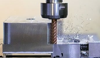 Frezy trzpieniowe do metalu, głowice frezarskie, płytki wieloostrzowe do frezowania i inne narzędzia do obróbki frezarskiej znajdziesz w tej kategorii.