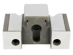 Szczęka monolityczna 150mm | pryzmowa ze stopniem | do imadła precyzyjnego FPZ, FPZB