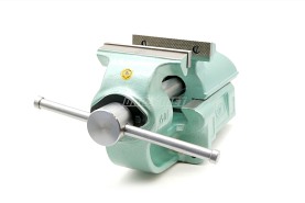 Imadło ślusarskie 150 mm z prowadzeniem pryzmowym typ 1240-150 - BISON 321240170000