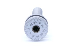 Śruba mikrometryczna z podziałką do regulacji głowicy wytaczarskiej GWZ-75 - DARMET