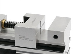 Imadło precyzyjne kątowe dwuosiowe szlifierskie 75mm - SPZSD 75/76