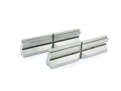 Wkładki szczękowe pryzmowe ze stopniem 150MM (komplet) do imadeł precyzyjnych FPZ