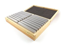 Bloczki równoległościenne | podkładki frezarskie 150 x 8 mm | zestaw 18 par |  PF 150/8 - 16/50x18 PB154-1